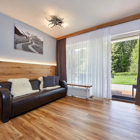 Daire Gaestehaus Buchenhof *